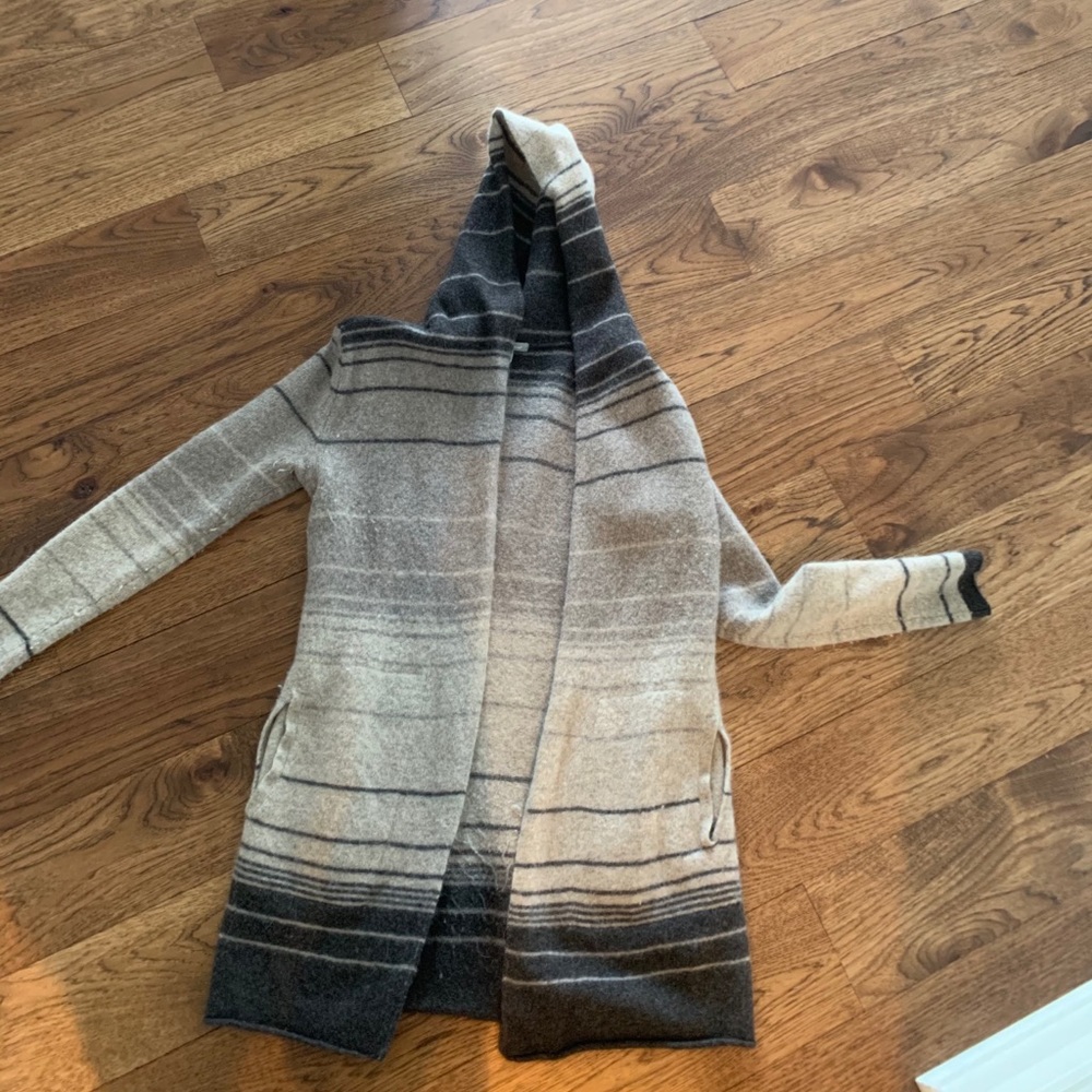Horney Toad wool sweater